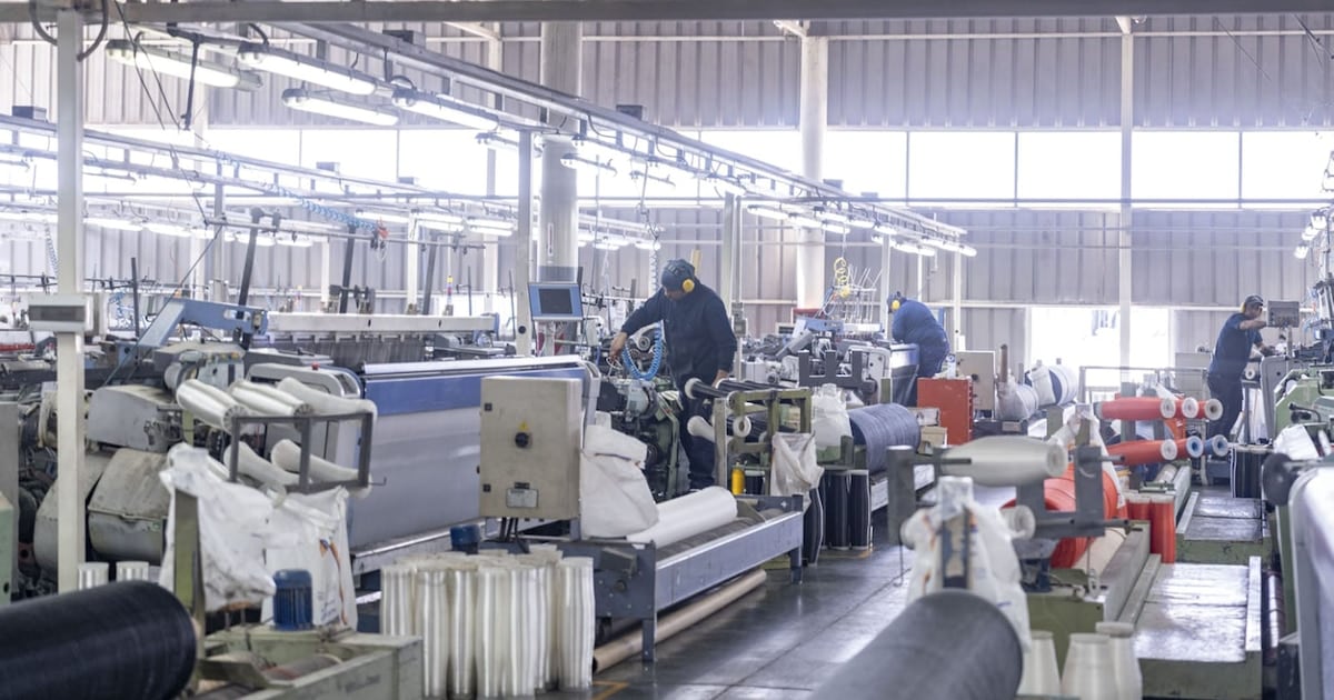 Industria pyme: dos años de caída del empleo y un cambio de estrategia para sostener las plantas