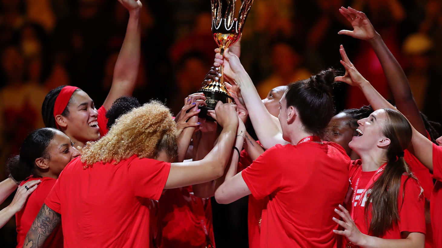 Stewart, otra vez la reina del mundo: la MVP que no se cansa de hacer historia