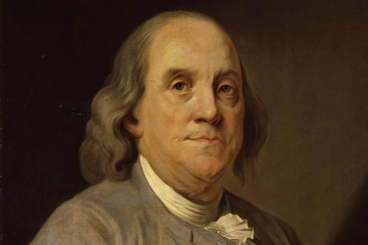 Mentir un poco, ofenderse mucho y perder el tiempo: las tres batallas internas que Franklin dejó escritas