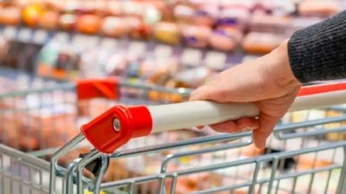 Mayoristas treparon 2,1% en agosto y se ubicaron por encima del IPC, según el INDEC