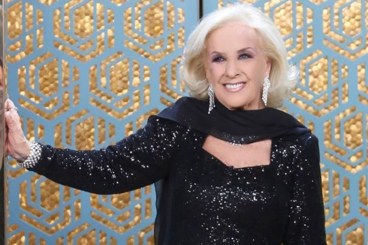 Mirtha volvió al Mater Dei: la mesa más larga del país sigue esperando que su dueña se siente