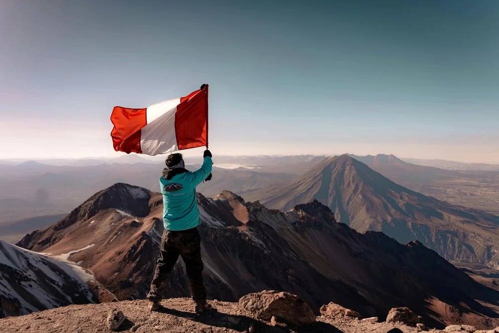 Arequipa, la Ciudad Blanca que dialoga con sus volcanes en el sur de Perú