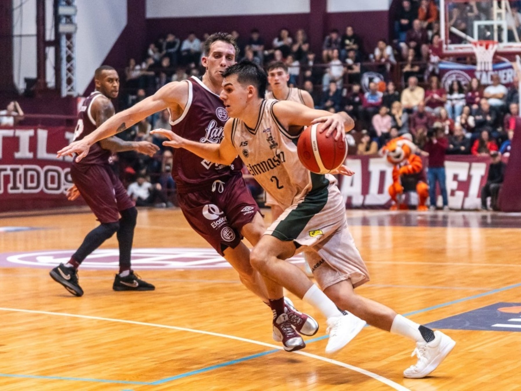 El campeón arrancó derecho: Gimnasia le pasó por encima a Lanús en la vuelta delGrana a la Liga