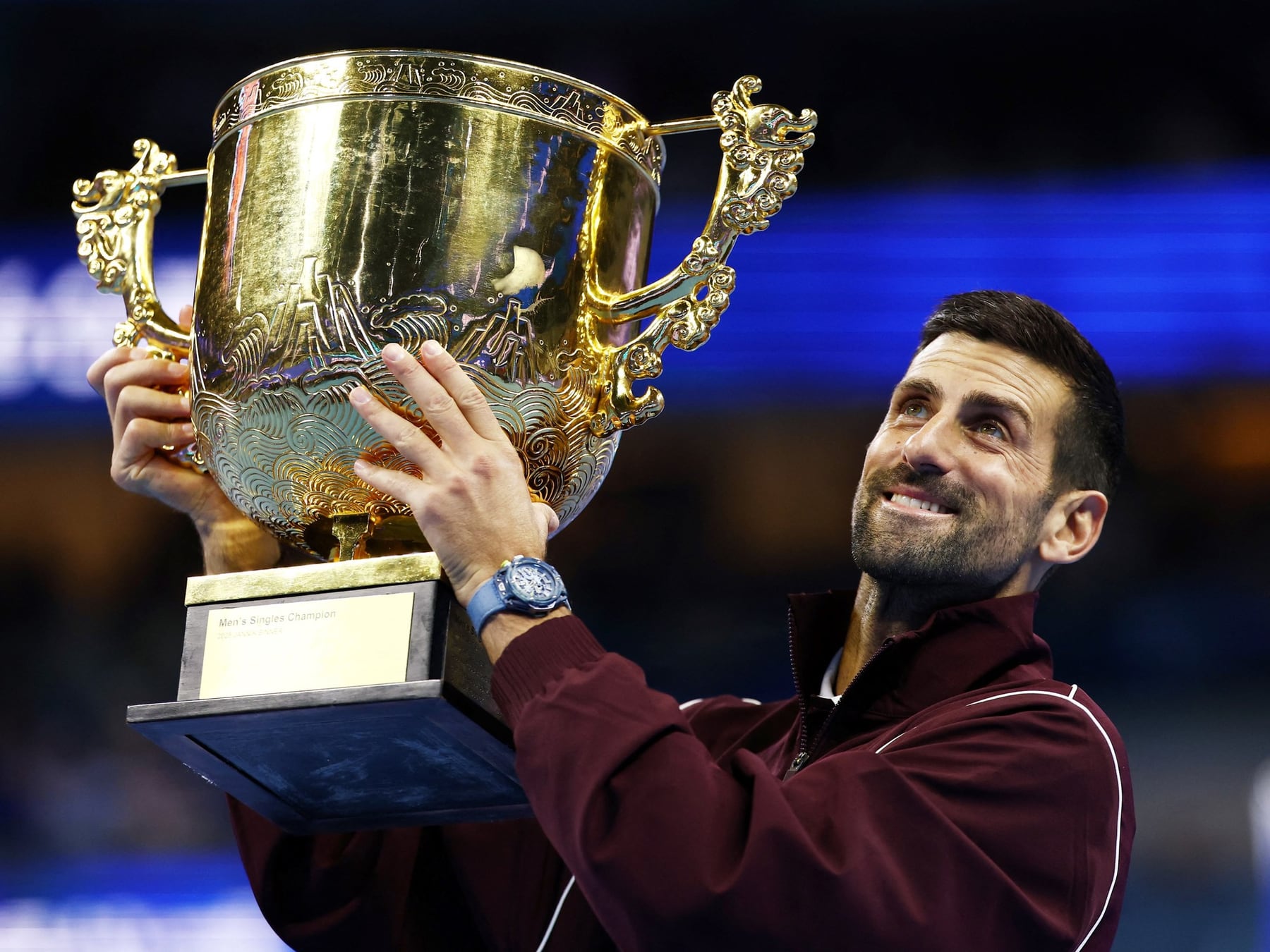 A uno: Djokovic acaricia el récord de Federer en una final que se apagó sola