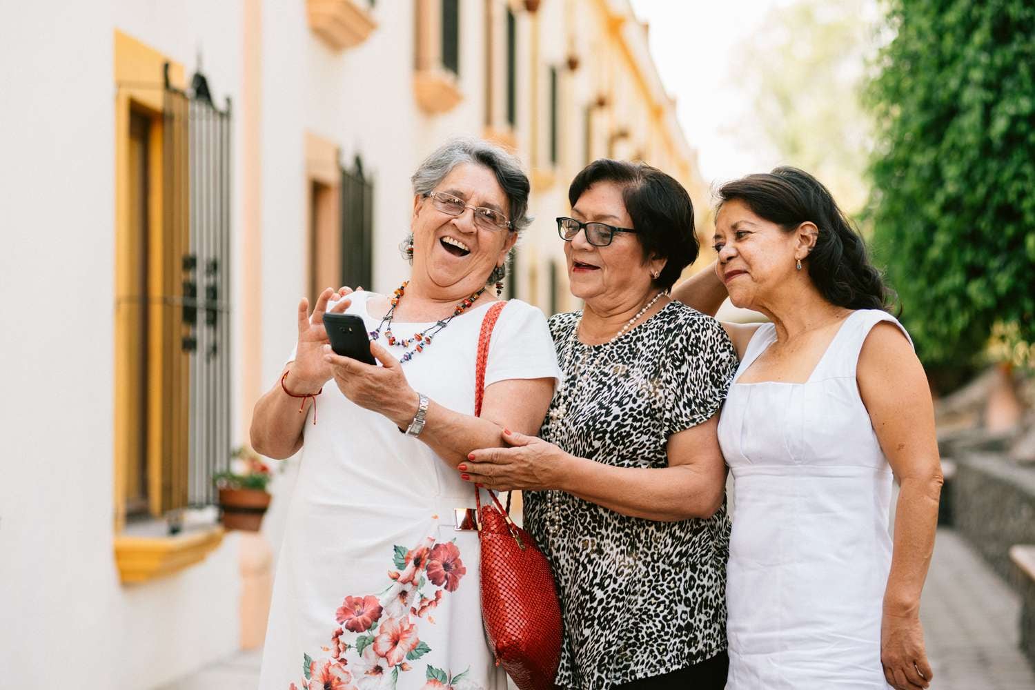 Sandra y Eleanor, dos amigas tejanas de 85 años que ya pisaron medio mundo y quieren seguir