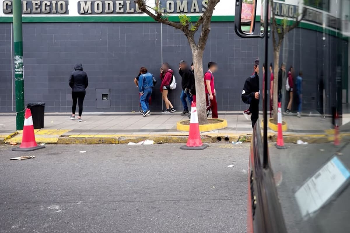 "Aunque sé que es falso, me dio vergüenza": el caso de Lomas de Zamora que expone la fragilidad de las adolescencias frente a la inteligencia artificial