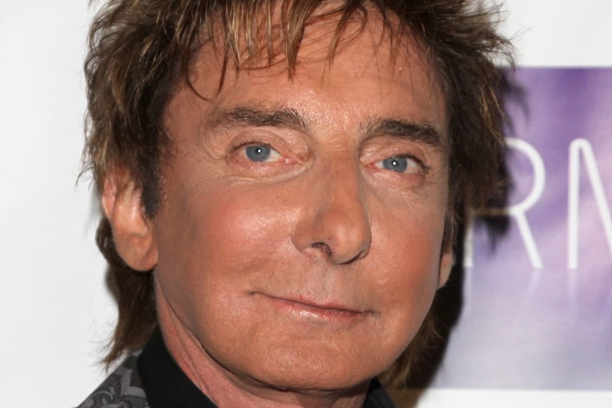 Manilow, la tos y la sombra del pulmon: otra vez Las Vegas quedo sin su show