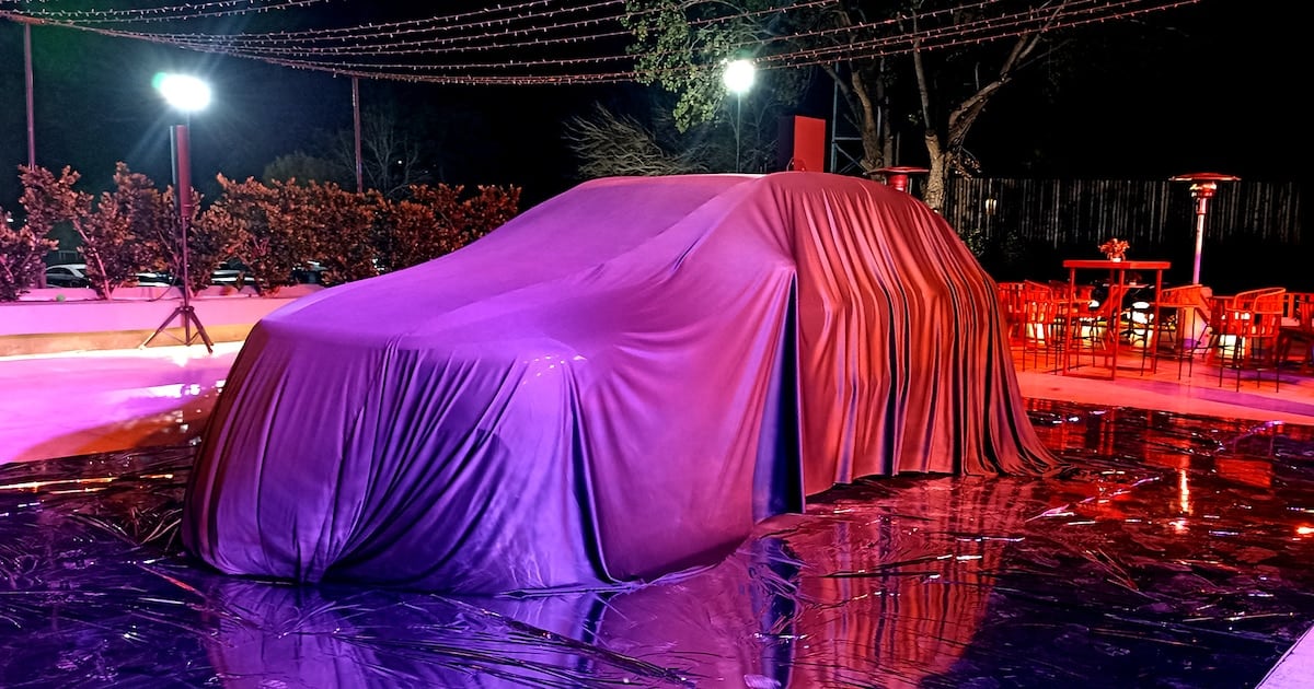 Con el tope en USD 35.000, dos automotrices se calzan los guantes para traer eléctricos baratos a Argentina
