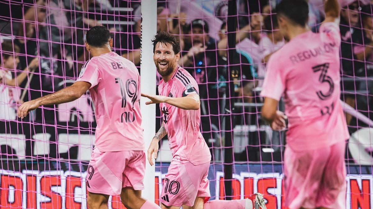 Cuatro dedos de Messi y Suárez en Washington: el Inter Miami pasó la escoba y se cortó la malaria en el Nu Stadium