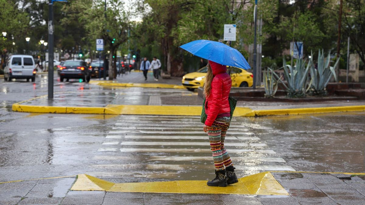 Seis departamentos de Neuquén, bajo alerta naranja por tormentas y granizo