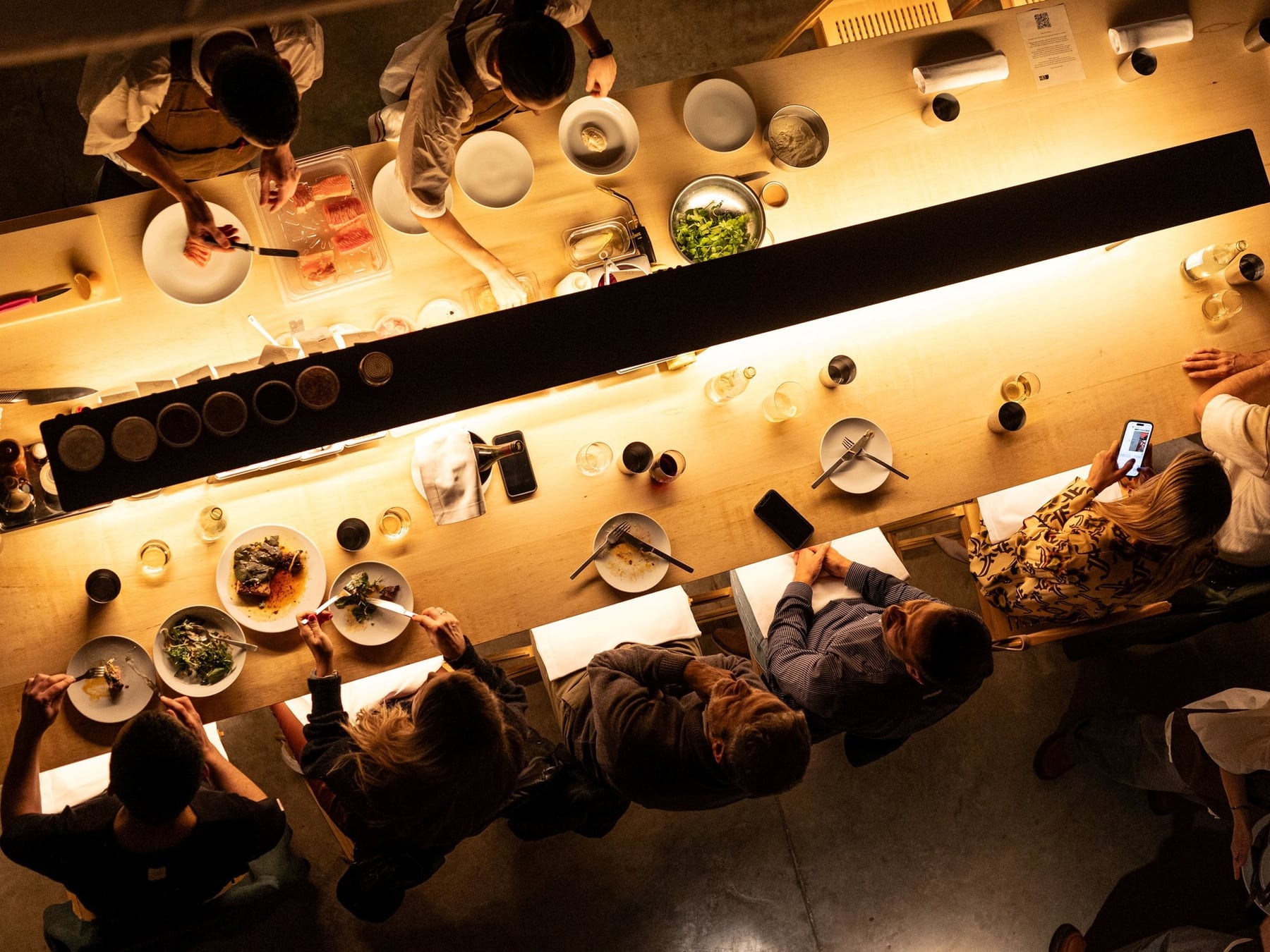 Menos plato, más foto: cómo se reconfiguró la salida a comer en Buenos Aires