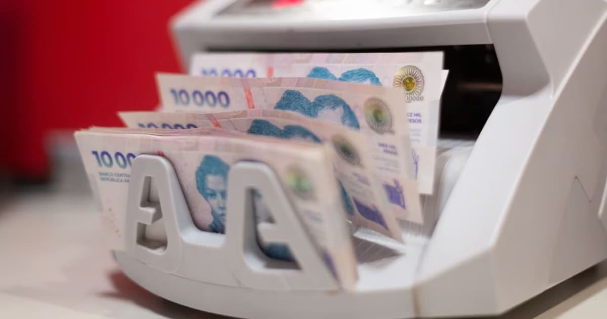 Bancos deben canjear billetes deteriorados a cualquier persona, incluso sin cuenta en la entidad
