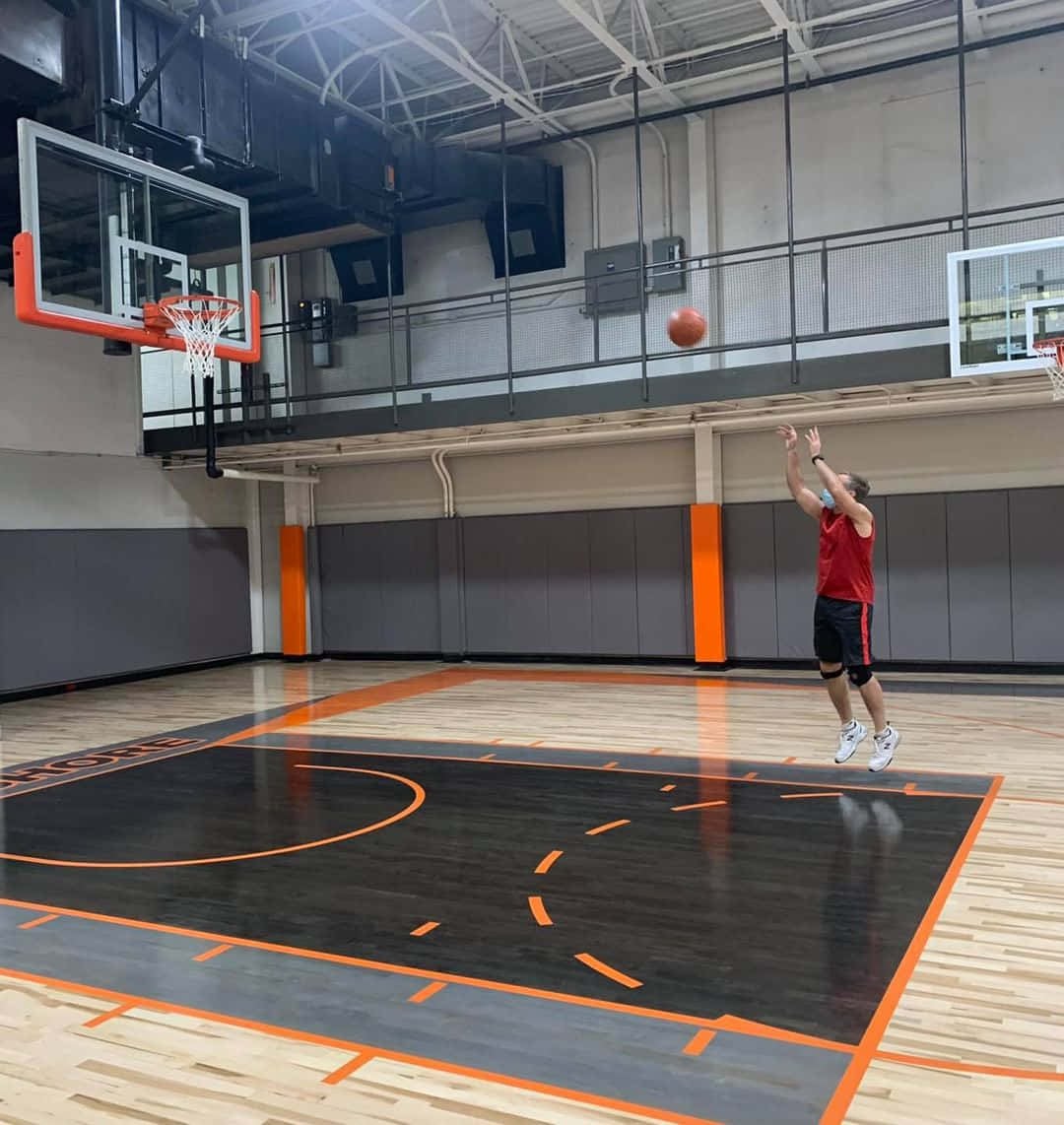 Cleveland se planta: Mitchell, Harden y un alero que llega de Denver para dar el salto que falta