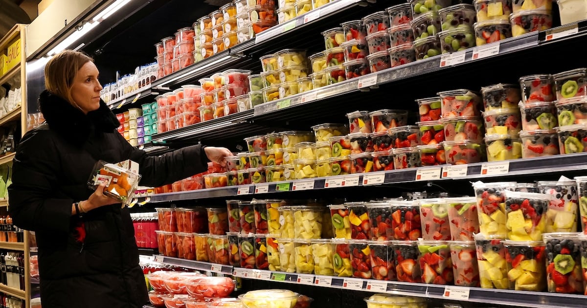 La nafta empuja la inflación en Estados Unidos y deja al 3,7% interanual como dato político de octubre