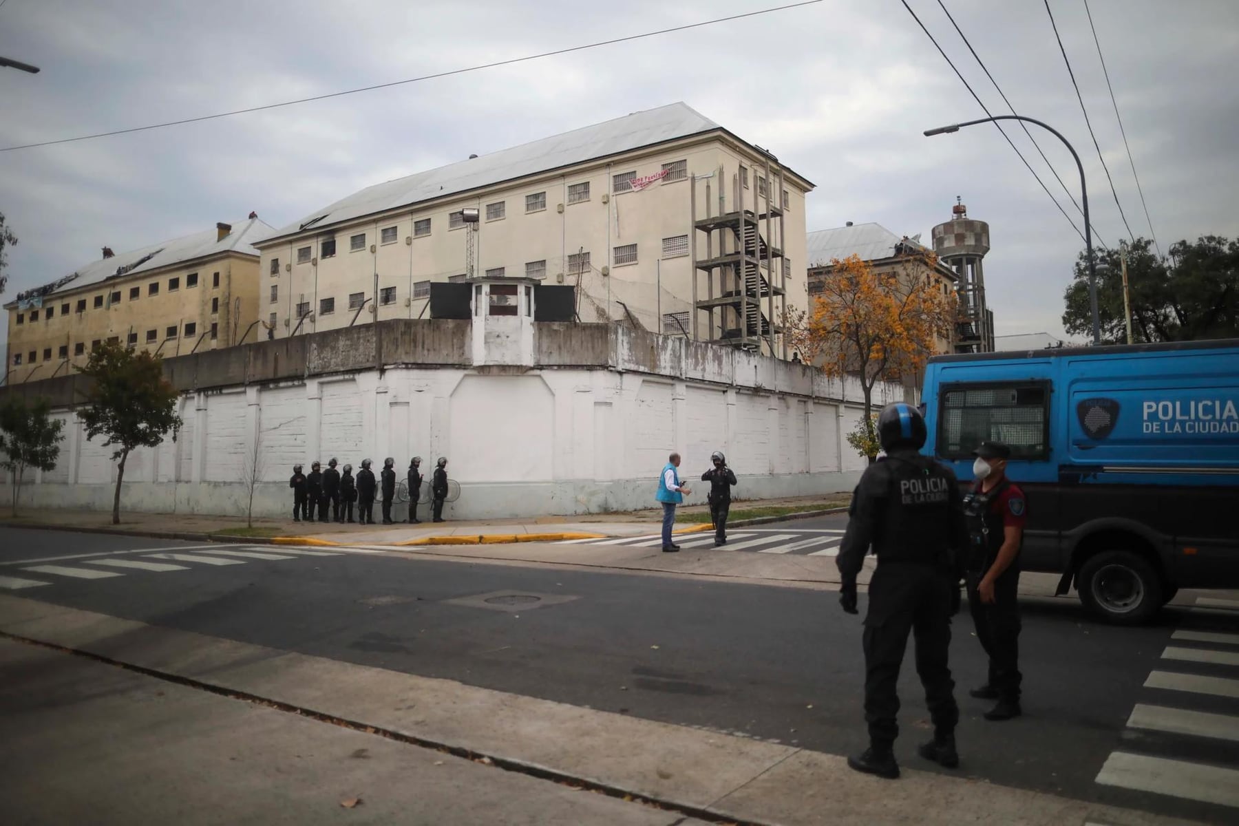 Devoto: ya trasladaron al 60 por ciento de los internos a Marcos Paz y crecen los reclamos por pertenencias