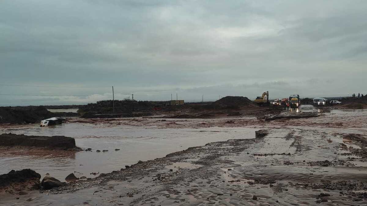 Rincón de los Sauces bajo el agua: un pueblo que hace cuentas mientras sigue lloviendo