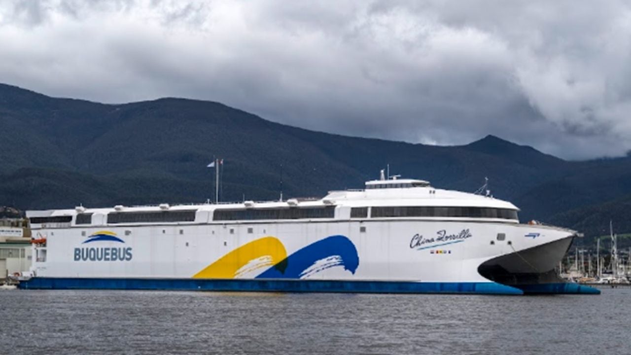 El China Zorrilla inició sus viajes entre Buenos Aires y Colonia con propulsión eléctrica